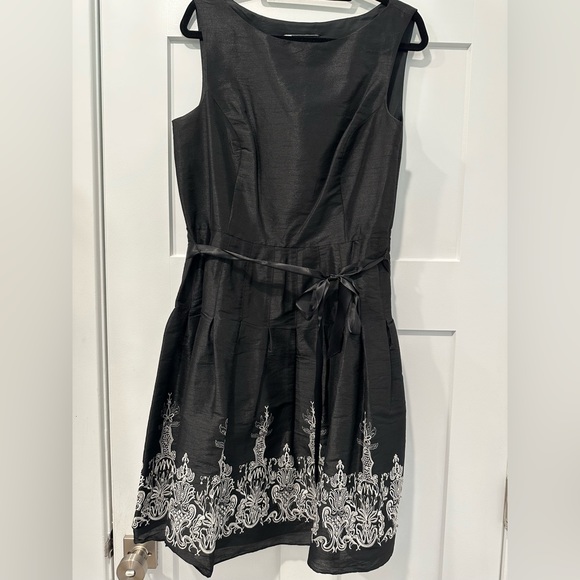 JS Boutique Dress Women’s Size 14 - Picture 1 of 4